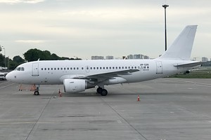 Dart Airbus A319 UR-CQG