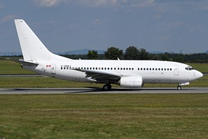 Enerjet Boeing 737-700 C-GDEJ