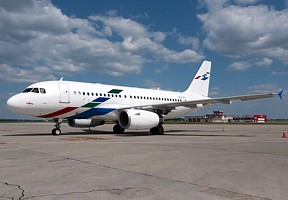 Volkswagen Air Services_A319_1