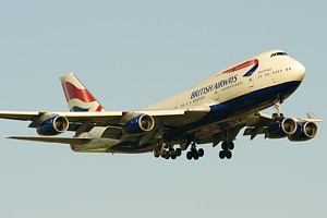 British Airways B747-400 G-BNLO_1