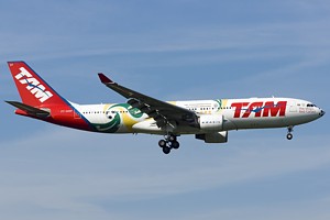TAM A330-200 PT-MVP_1