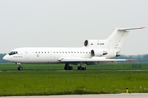 Rusair Jak-42D RA-42368_1