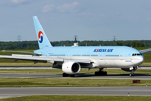 Korean Air B777-200 HL7743_1