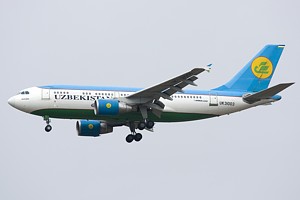 Uzbekistan Airways A310 UK31003_1