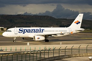 Spanair A320 EC-KPX_1