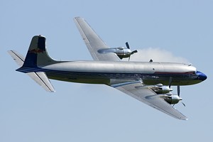 Flying Bulls DC-6 N996DM_1