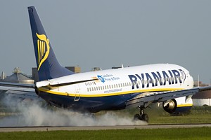 Ryanair B737-800 EI-DLH_1