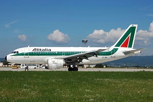 A319 Alitalia EI-IMO_1