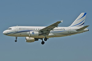A319 Avion Express LY-VEU_1