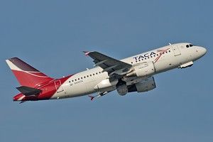 A319 TACA N990TA_1