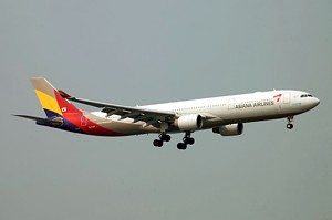 A330-300 Asiana Airlines HL7747_1