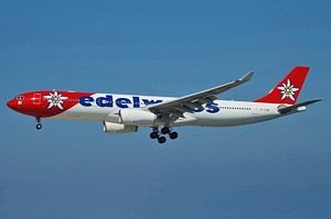 A330-300 Edelweiss Air HB-JHQ_1