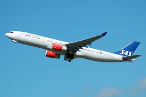 A330-300 SAS LN-RKH_1