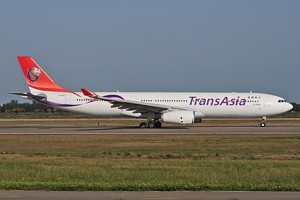 A330-300 TransAsia Airways B-22102_1