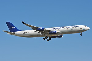 A340-300 Aerolineas Argentinas LV-BIT_1