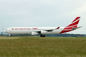 A340-300 Air Mauritius 3B-NBE_1