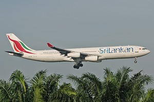 A340-300 SriLankan Airlines 4R-ADB_1