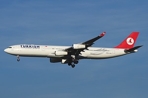 A340-300 Turkish Airlines TC-JDJ_1