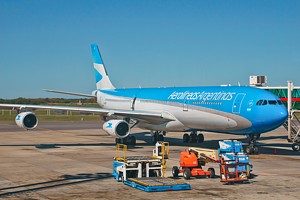 Aerolineas Argentinas Airbus A340-300 LV-CSF