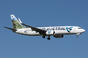 Air Austral Boeing 737-800 F-ONGA