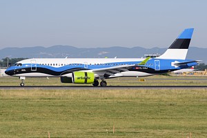 Air Baltic Bombardier CS300 YL-CSJ