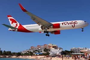 Air Canada Boeing 767-300 C-GHLQ