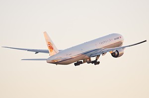 Air China Boeing 777-39LER
