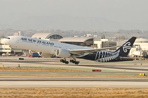 Air New Zealand Boeing 777-300 ZK-OKR