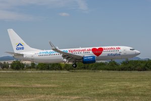 AirExplore Boeing 737-800 OM-IEX