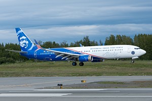 Alaska Airlines Boeing 737-900 N265AK