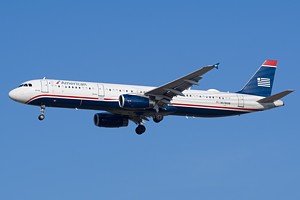 American Airlines Airbus A321 N578UW