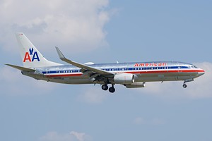 American Airlines Boeing 737-800 N921NN