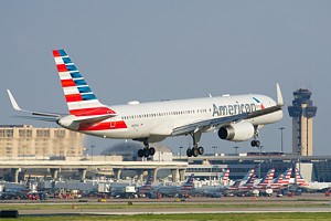 American Airlines Boeing 757-200 N691AA