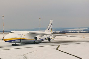 AN124 Ruslan na Sliači