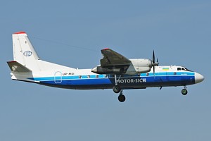 AN24 Motor Sich Airlines UR-MSI_1
