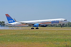 Arkia Boeing 757-300 4X-BAU