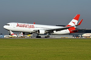 Atlas Blue Boeing 767-300 OE-LAW