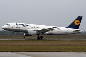 Austrian Airlines Airbus A320 OE-LBY