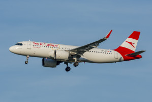 Austrian Airlines Airbus A320 OE-LZO