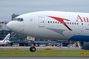 Austrian Airlines Boeing 777-200 OE-LPB