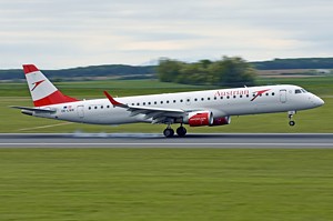 Austrian Airlines Embraer ERJ-195 OE-LWK
