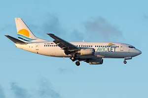 B737-300 Aviolet YU-AND