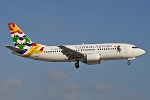 B737-300 Cayman Airways VP-CKW_1