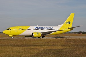 B737-300 Mistral Air EI-DVA_1