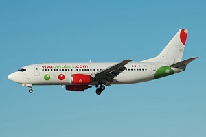 B737-300 Viva Aerobus XA-VIH_1