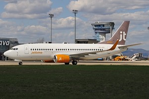 B737-300 JetTime OY-JTC_1