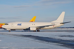 B737-400F Air Contractors EI-STB_1