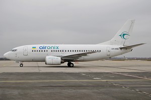 B737-500 Air Onix UR-KRD_1