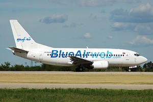B737-500 Blue Air YR-BAG_1