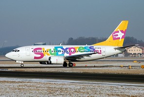 B737-500 Sky Express VP-BFB_1